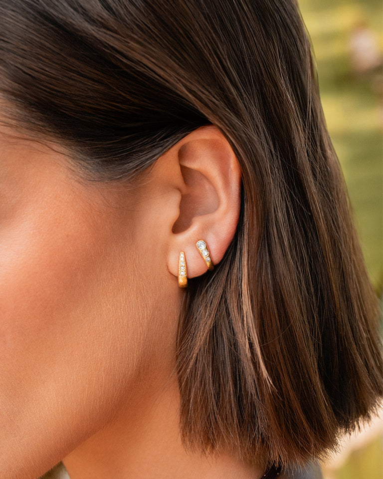 Pendiente individual «Triple Zirconia Mini»