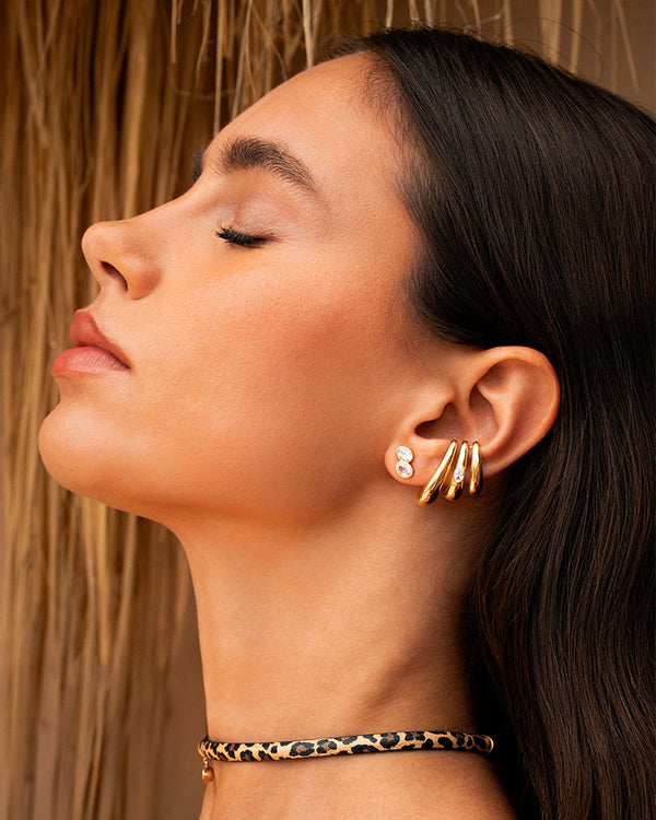 Mini Oval Lobe Single Earring