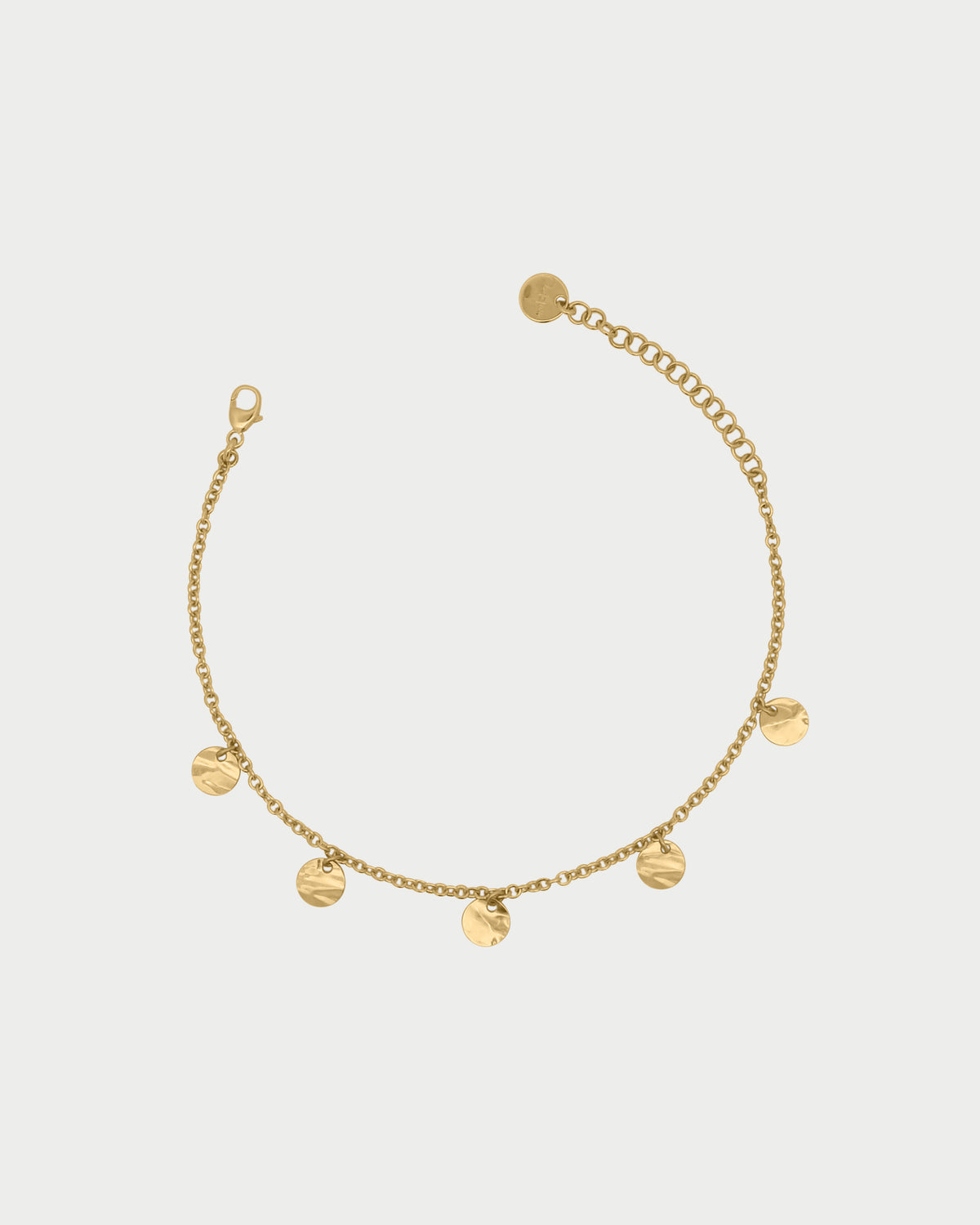 Pulsera con medallas colgantes