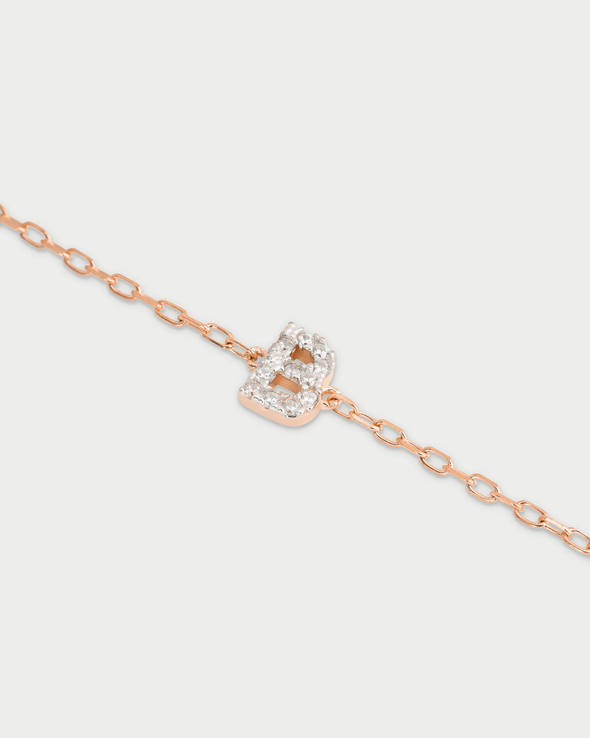 Chain bracelet with letter and white zircons