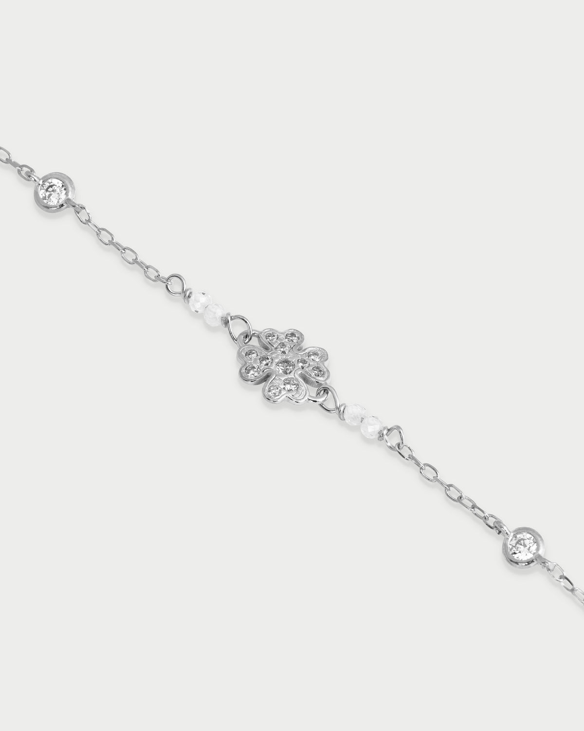 Pulsera con cadena y trebol en pavé - STARDUST TEN