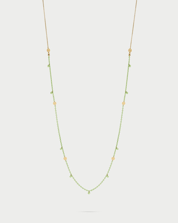 Collar de cadena pintada, circonitas y medallas