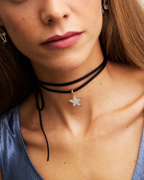 Colgante de estrella pavé oversized con choker negro - STARDUST TEN