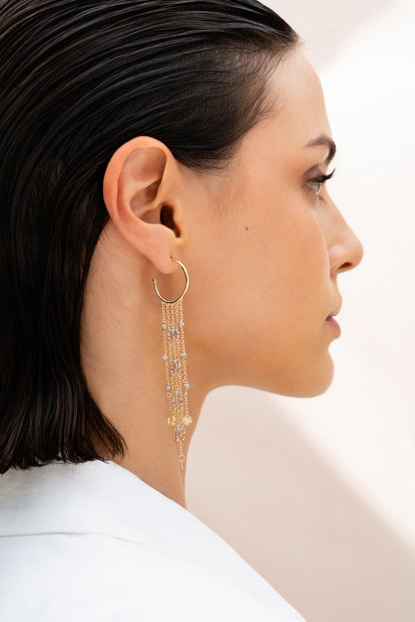 Single hoop earring with chains and pendants