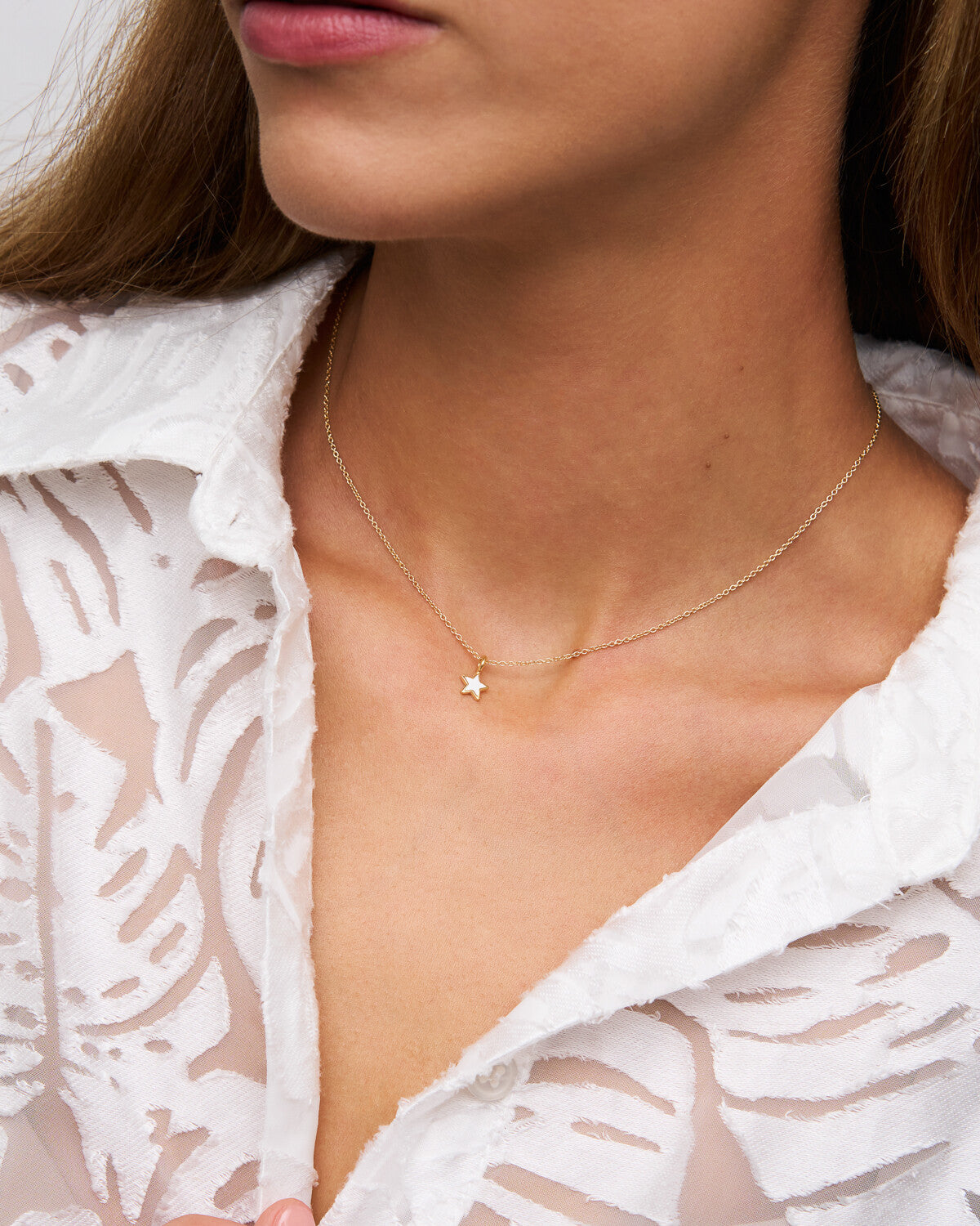 Collar simple con colgante de estrella esmaltada - ColorFUN