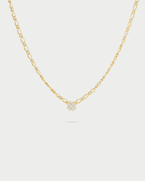 Gargantilla pequeña de cadena cheval con trébol de cuatro hojas y pavé - SHAPES