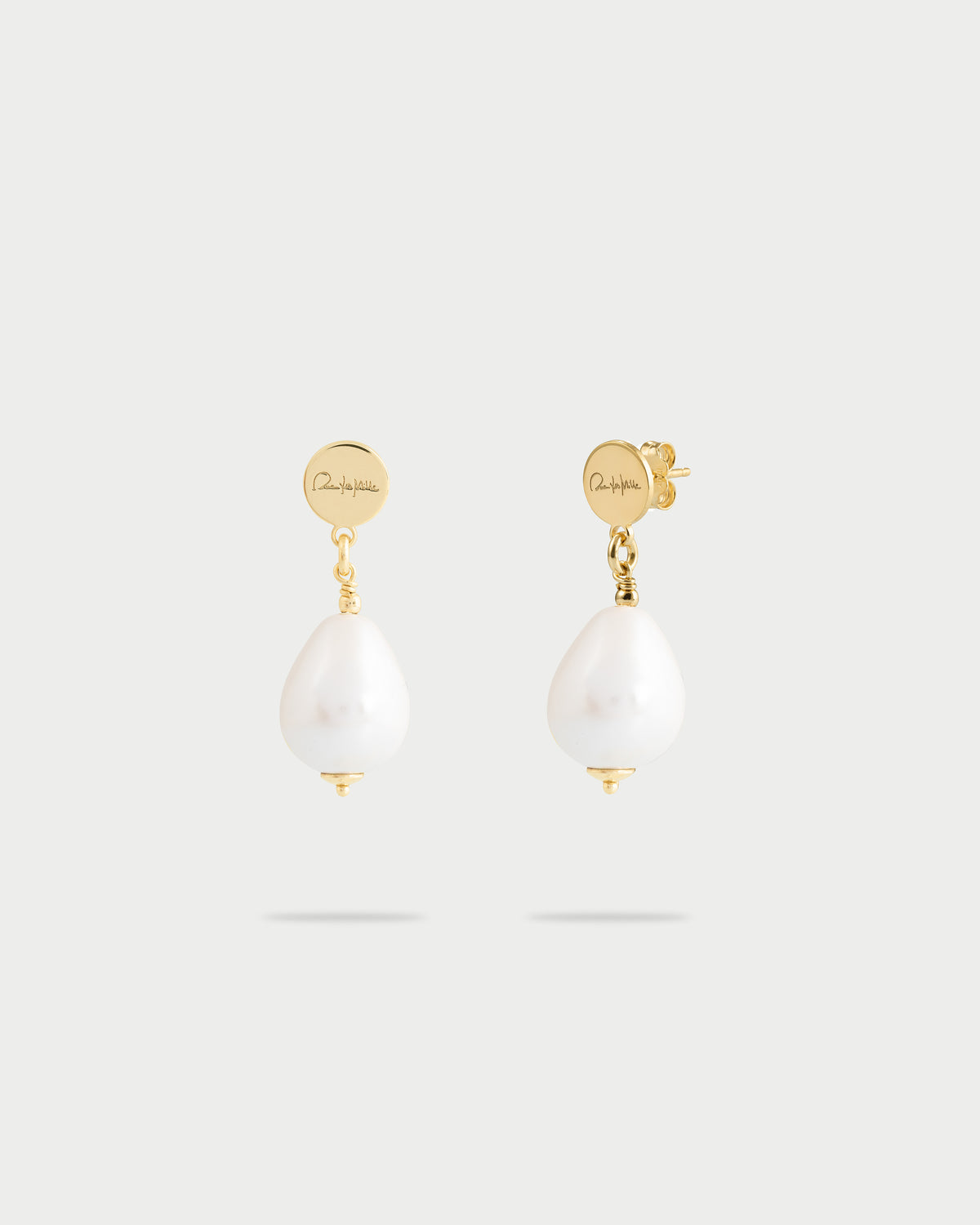 Pearl drop earrings - WHITESIDE