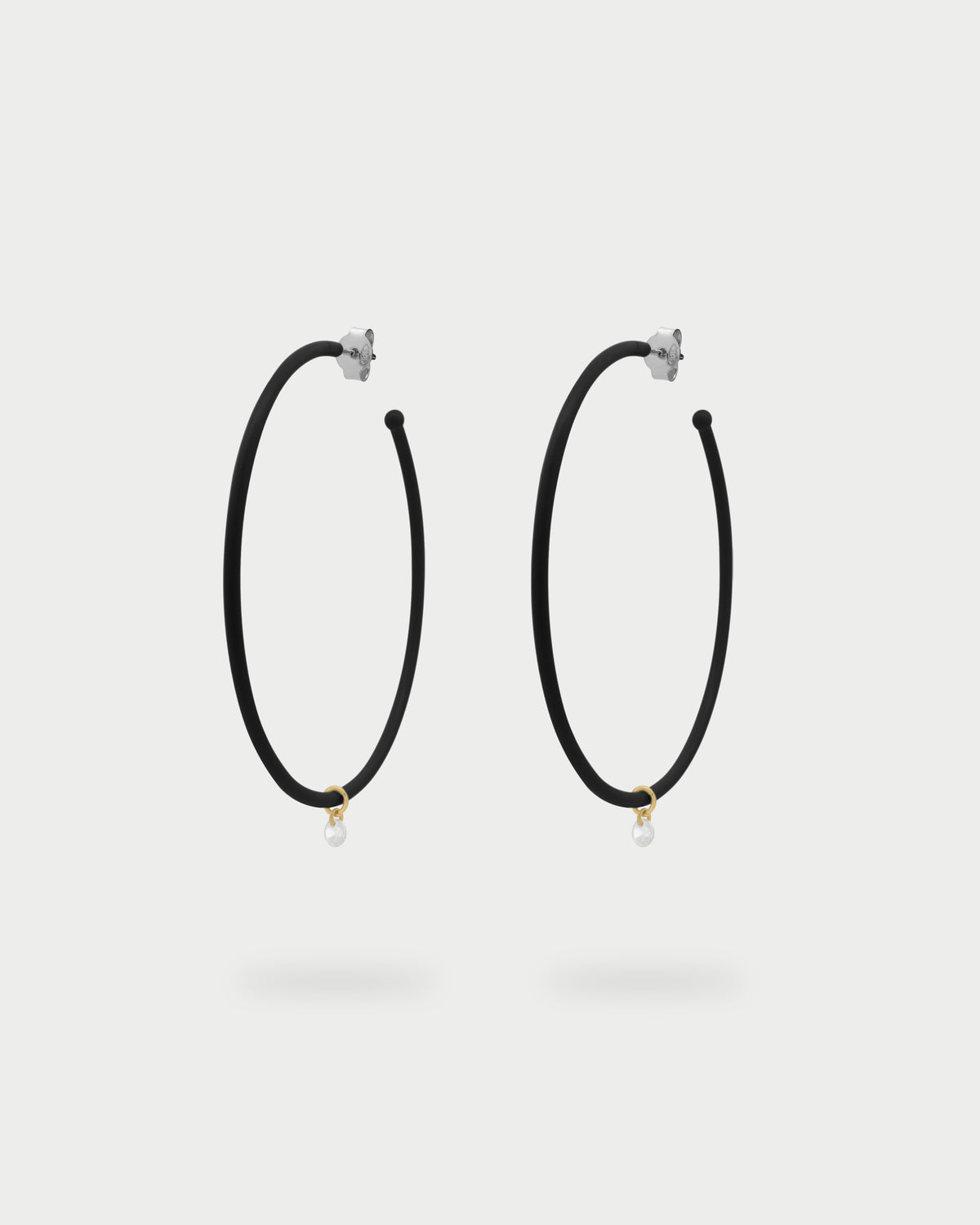 Pendientes de aros grandes pintados