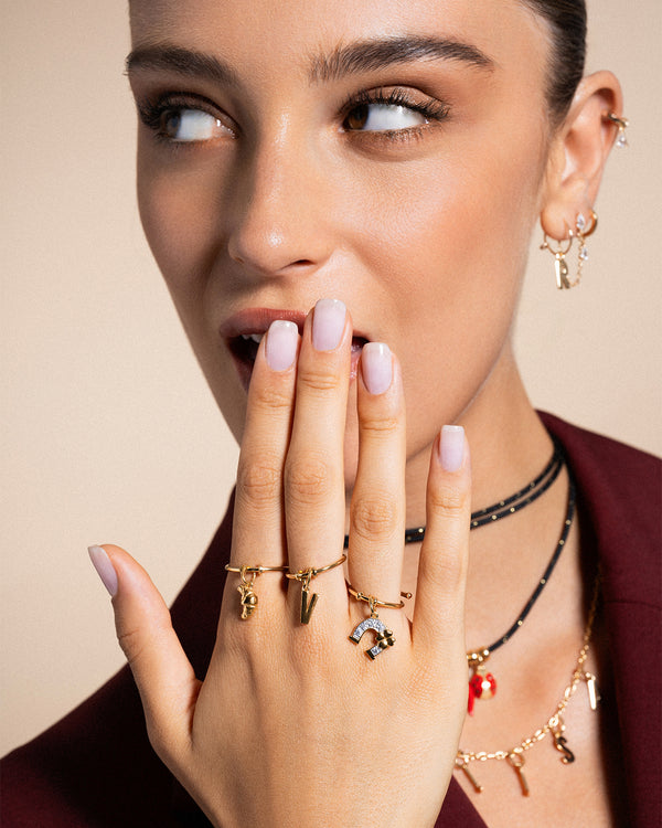 Anillo base con barra de dijes