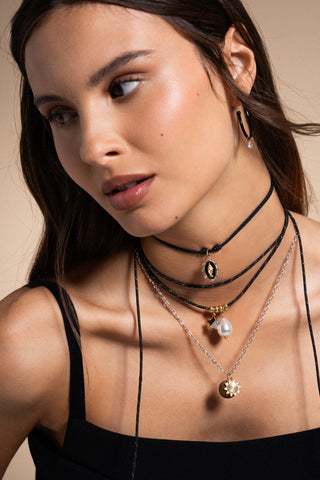Charm Madonna Black
