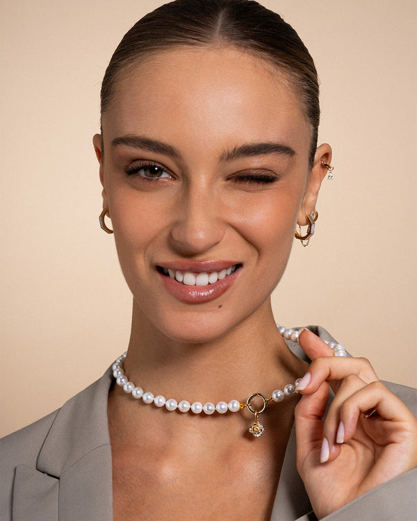 Pearl Choker with Circle Closure