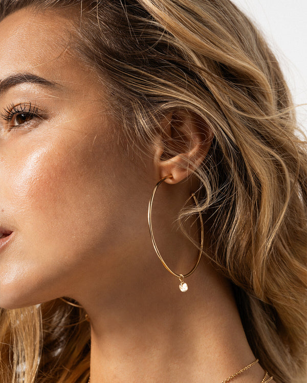 Big classic hoop earrings