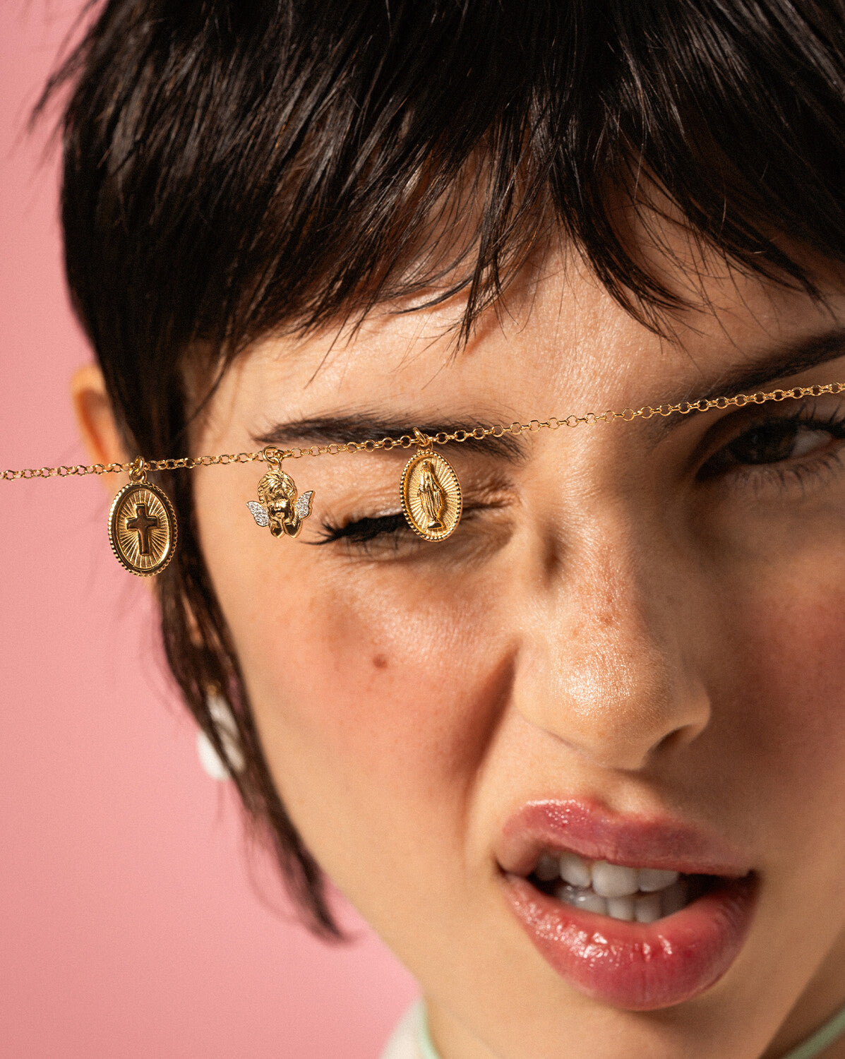 Charm Madonna Oro