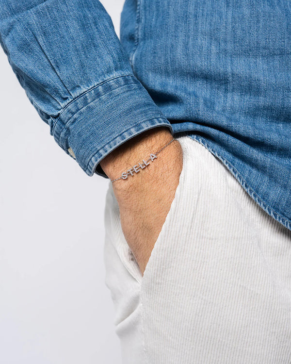 bracciale da uomo elegante personalizzato con nome figlia sul polso