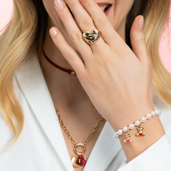 per san valentino proponiamo un anello a forma di cuore che rappresenta una promessa