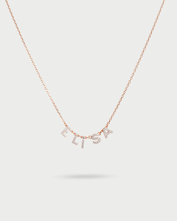 il gioiello perfetto da regalare a una donna di quaranta anni