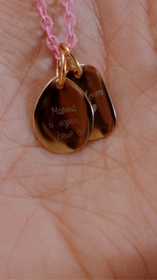 medagliette incise da regalare alla mamma con messaggio personalizzato