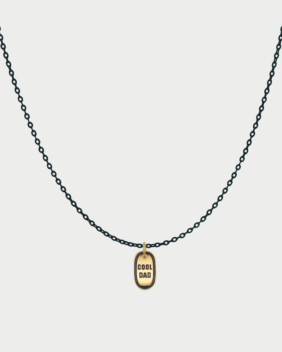 Gargantilla con base de cadena esmaltada y medalla COOL DAD